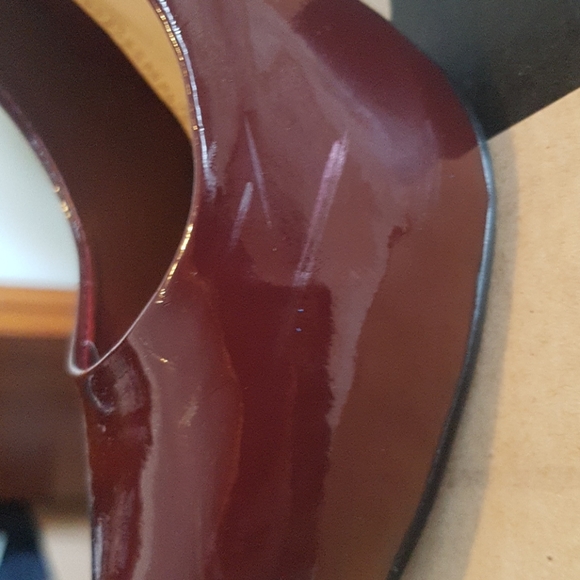 Shoes - Picture 5 of 5